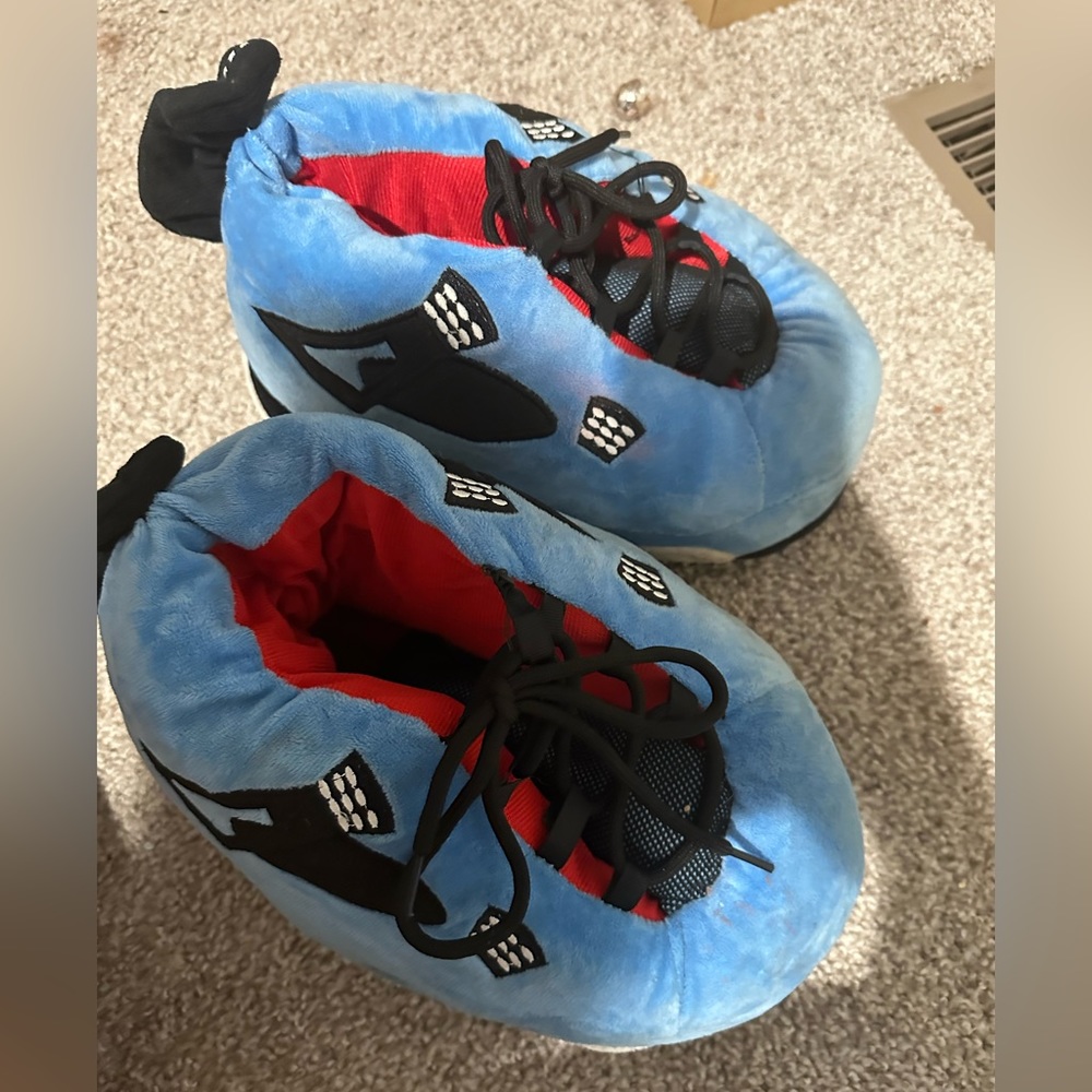 Jordan 4 slippers
